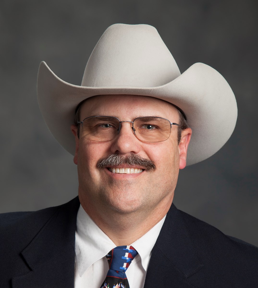 Farrell Alexander REALTOR AUCTIONEER