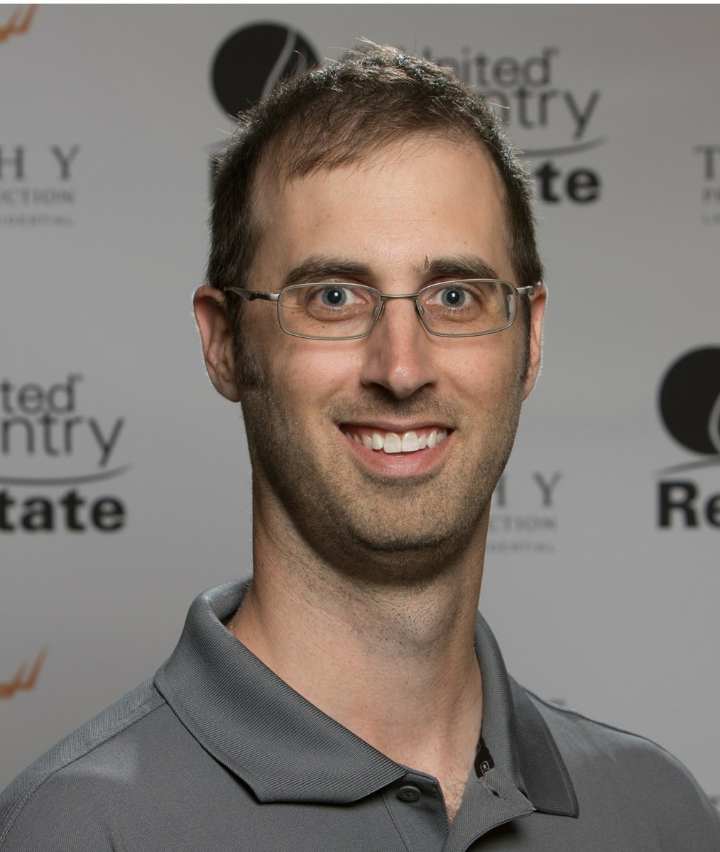 Eric Holzmueller, PhD