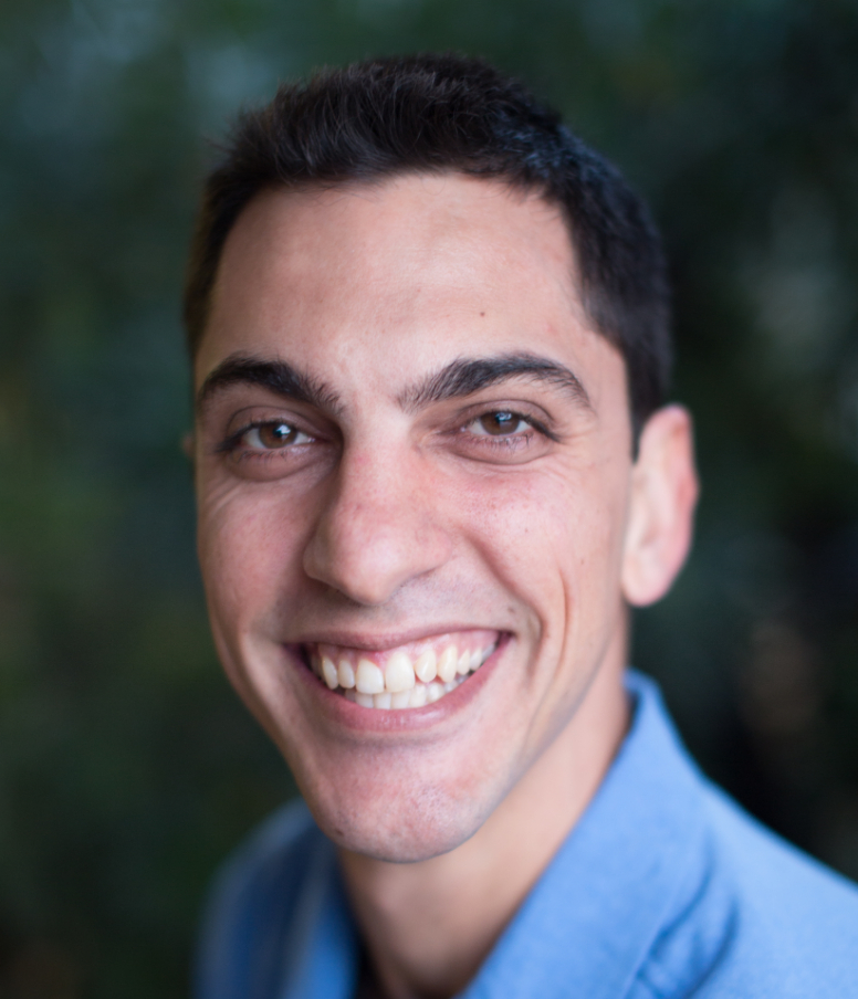 Abram Akradi