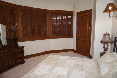 No Reserve Multi-parcel Auction Home & 50 acres Chandler, OK - image 16