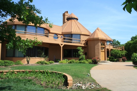 No Reserve Multi-parcel Auction Home & 50 acres Chandler, OK - image 1
