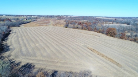 Tract 2: 94+/- Ac, Just North Avenue City School, Andrew Co - image 1