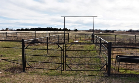 County Home, Farmhouse, Acreages, Pond, Horses, Oklahoma - image 12