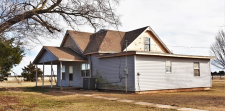 County Home, Farmhouse, Acreages, Pond, Horses, Oklahoma - image 7