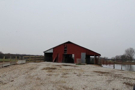 22 Acre Warren County Farm and Home For Sale at Auction - image 13