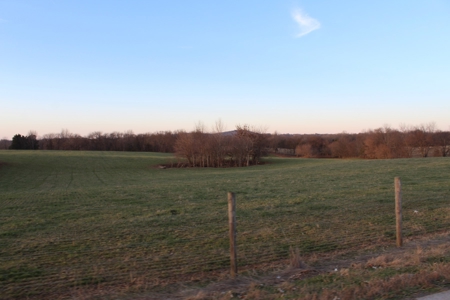 22 Acre Warren County Farm and Home For Sale at Auction - image 30