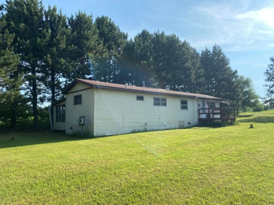 Marquette County Multi Parcel LIVE Auction on Log Home and A - image 17
