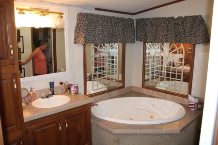 Warren County Home & 13 Acres For Sale @ Auction in 2 Tracts - image 14