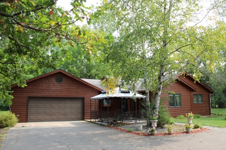 20.61 acre Clear Lake Hobby Farm for Sale - image 1