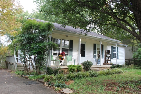 3 Bdrm 2 Bath Country Home for Sale @ Auction in Warren Co. - image 1
