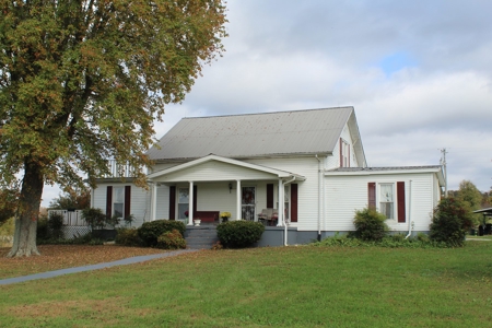 Mult-Property Auction with Homes, Duplex and Vacant Land - image 1