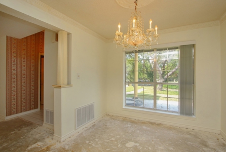 Auction Property: Main and Guest house on 4.5 +/-  acres. - image 27