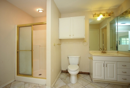 Auction Property: Main and Guest house on 4.5 +/-  acres. - image 49