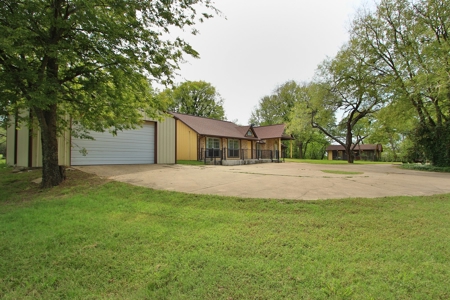 Auction Property: Main and Guest house on 4.5 +/-  acres. - image 10