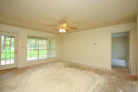Auction Property: Main and Guest house on 4.5 +/-  acres. - image 24