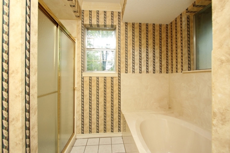 Auction Property: Main and Guest house on 4.5 +/-  acres. - image 44
