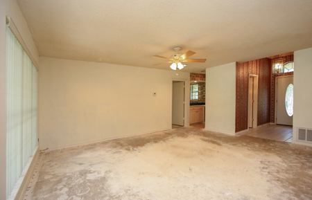 Auction Property: Main and Guest house on 4.5 +/-  acres. - image 22