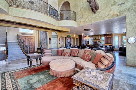 Luxury Colorado Mountain Home on Acreage - image 5