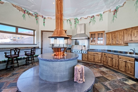 Luxury Colorado Mountain Home on Acreage - image 29