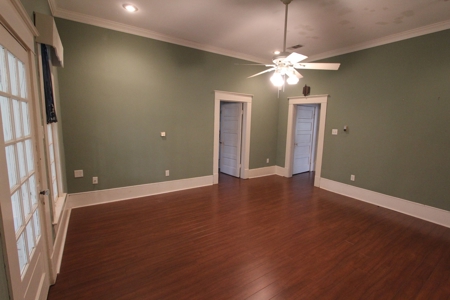 Home In Town For Sale Located In Sulphur Springs Texas - image 14