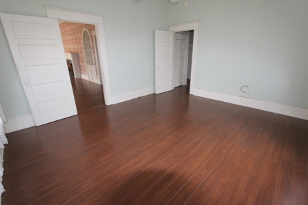 Home In Town For Sale Located In Sulphur Springs Texas - image 16
