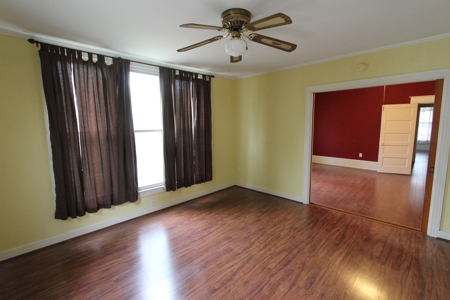 Home In Town For Sale Located In Sulphur Springs Texas - image 19