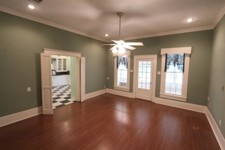 Home In Town For Sale Located In Sulphur Springs Texas - image 13