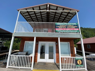 Floating Cabin, Green River Lake Campbellsville, KY For Sale - image 1