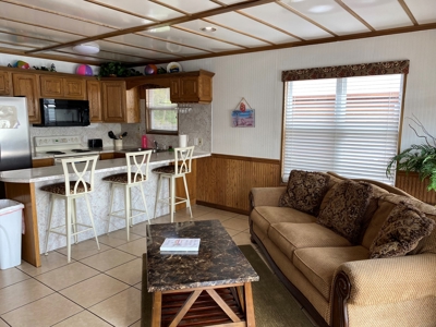 Floating Cabin, Green River Lake Campbellsville, KY For Sale - image 17