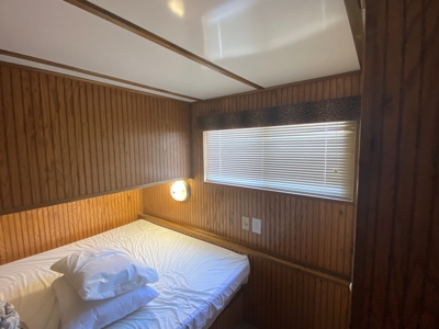 Floating Cabin Selling  Absolute Auction on Green River Lake - image 12
