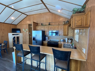 Floating Cabin Selling  Absolute Auction on Green River Lake - image 8