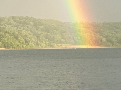 Floating Cabin Selling at Absolute Auction Green River Lake - image 16