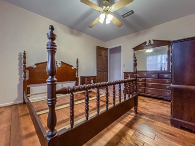 Country Home & Land For Sale w/ a Creek - Geneva Alabama - image 32