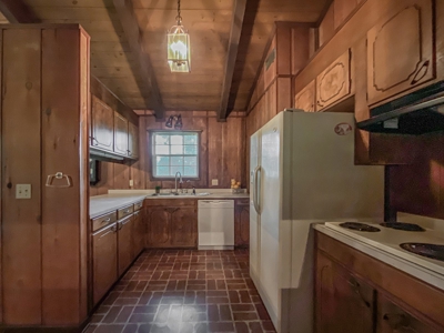Country Home & Land For Sale w/ a Creek - Geneva Alabama - image 20