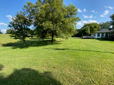 Beautiful Country Home & 2 Acres for Sale in Alvaton, KY - image 8