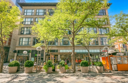 Downtown Denver Condo For Sale At Auction - image 2