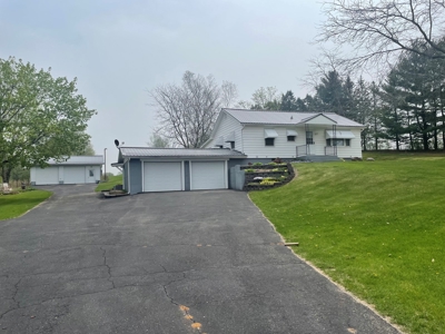 Beautiful Pardeeville WI Home for Sale - image 37