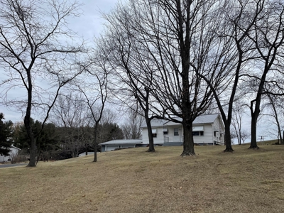 Beautiful Pardeeville WI Home for Sale - image 36