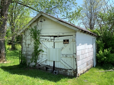 Absolute Auction!!!  Home In Town - Extra Lot - Liberty, Ky. - image 6