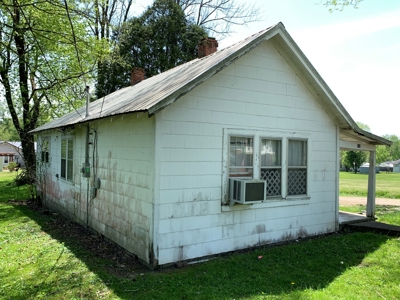 Absolute Auction!!!  Home In Town - Extra Lot - Liberty, Ky. - image 3