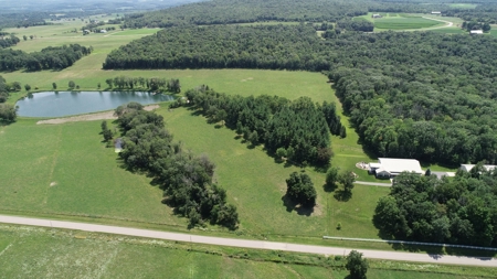 Sauk County WI Multi-Parcel Real Estate Auction Live Auction - image 1
