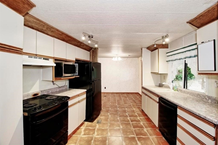 Grand Junction Auction Property 3 Beds, 2 Baths, Large Lot - image 8