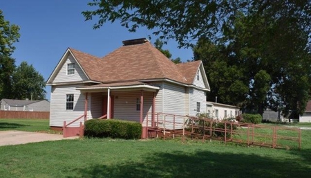 Public Auction- Commercial- Residential- Investment Property - image 7