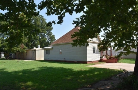 Public Auction- Commercial- Residential- Investment Property - image 9