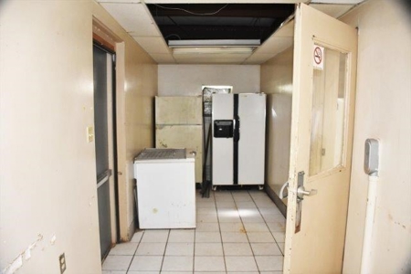 Public Auction- Commercial- Residential- Investment Property - image 35