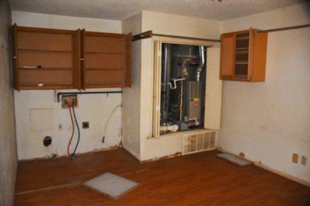 Public Auction- Commercial- Residential- Investment Property - image 46