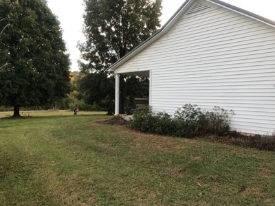 Absolute Auction - Home with Acreage in Burkesville, KY - image 4