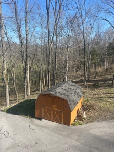 ESTATE AUCTION Beautiful Custom Built Log Home and 57+/- Ac - image 10