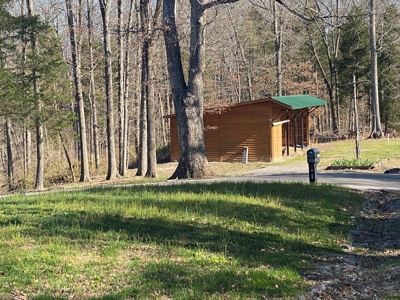 ESTATE AUCTION Beautiful Custom Built Log Home and 57+/- Ac - image 6