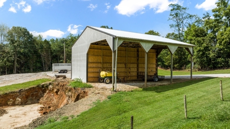 4 bedroom 3 bath home & farm for sale near Smiths Grove, Ky. - image 47